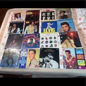 Elvis Presley vinyl lot (42 albums)
